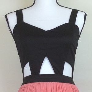 Forever 21 Women's Long Pleated Maxi Dress